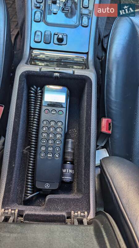 Седан Mercedes-Benz E-Class 2000 в Києві