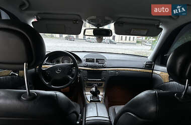 Седан Mercedes-Benz E-Class 2005 в 