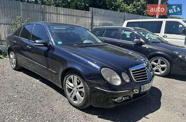 Седан Mercedes-Benz E-Class 2007 в 