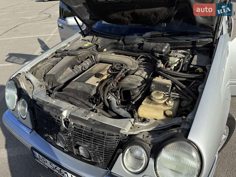 Седан Mercedes-Benz E-Class 1996 в Запорожье