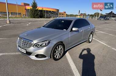Седан Mercedes-Benz E-Class 2015 в 