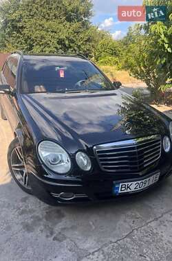 Універсал Mercedes-Benz E-Class 2008 в Запоріжжі
