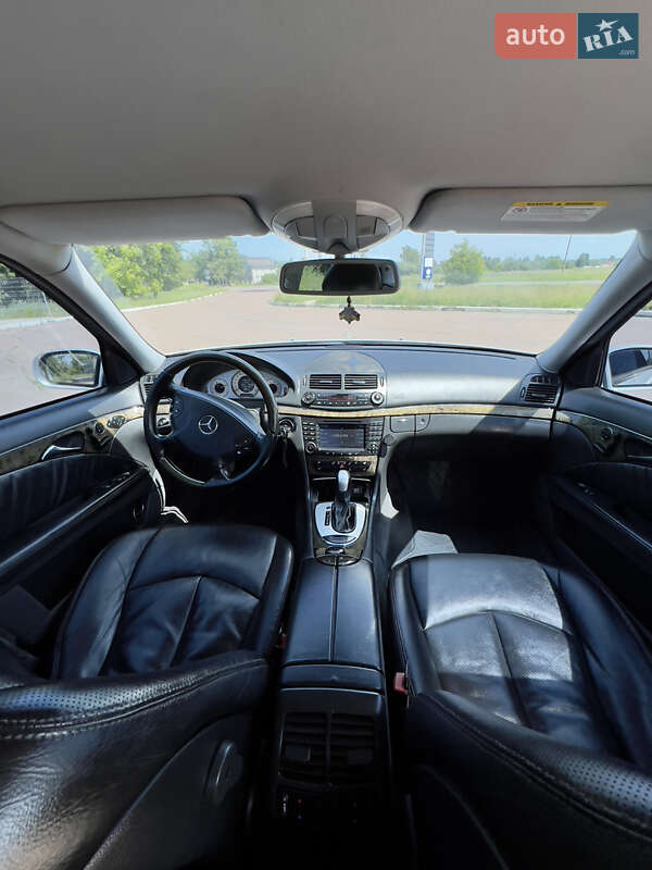 Седан Mercedes-Benz E-Class 2004 в Шостці