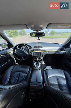 Седан Mercedes-Benz E-Class 2004 в 