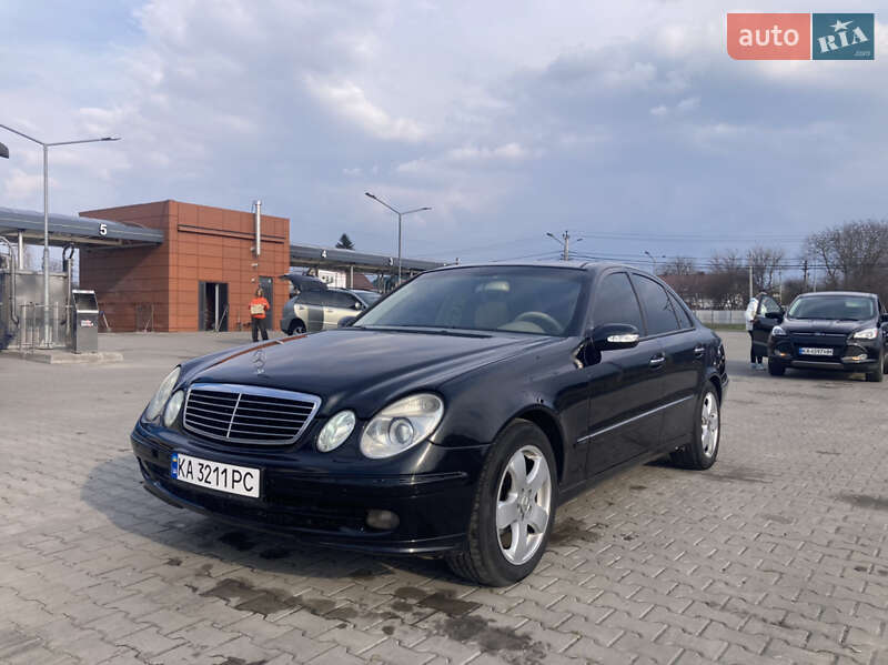 Mercedes-Benz E-Class 2002
