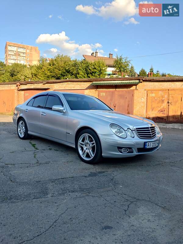 Седан Mercedes-Benz E-Class 2006 в Харькове