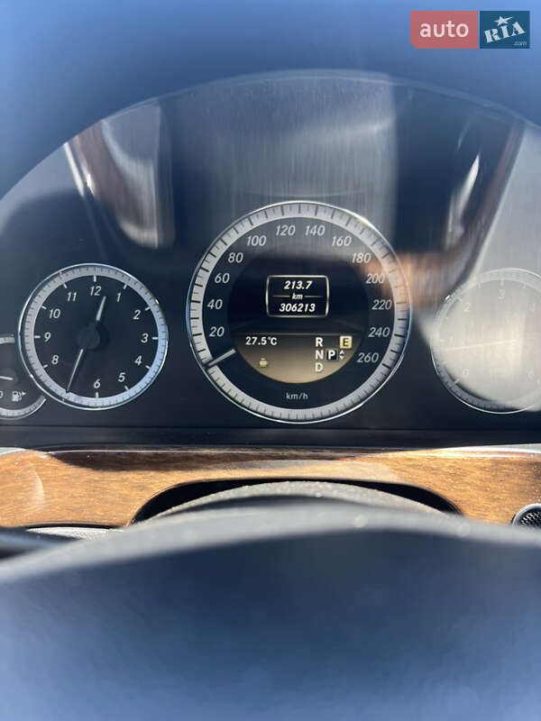 Универсал Mercedes-Benz E-Class 2012 в Ужгороде