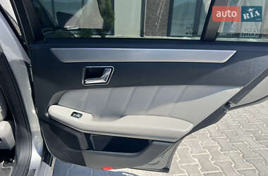 Седан Mercedes-Benz E-Class 2009 в 