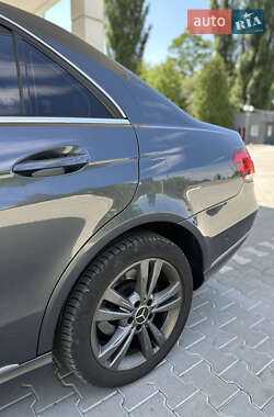 Седан Mercedes-Benz E-Class 2014 в 