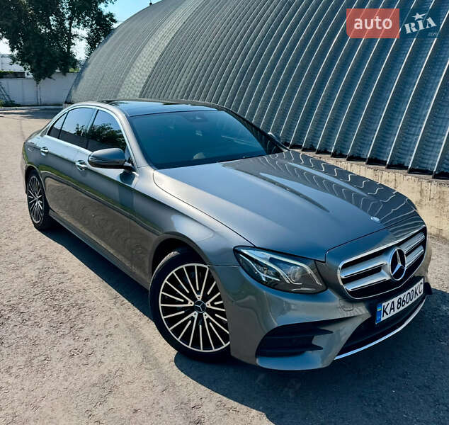 Mercedes-Benz E-Class 2016