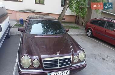 Седан Mercedes-Benz E-Class 1998 в Тернополі