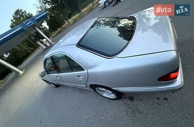 Седан Mercedes-Benz E-Class 2001 в 