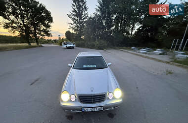 Седан Mercedes-Benz E-Class 2001 в 