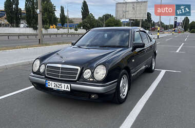 Седан Mercedes-Benz E-Class 1997 в 