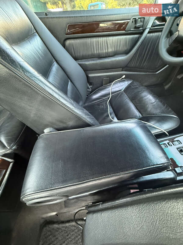 Купе Mercedes-Benz E-Class 1989 в Одесі