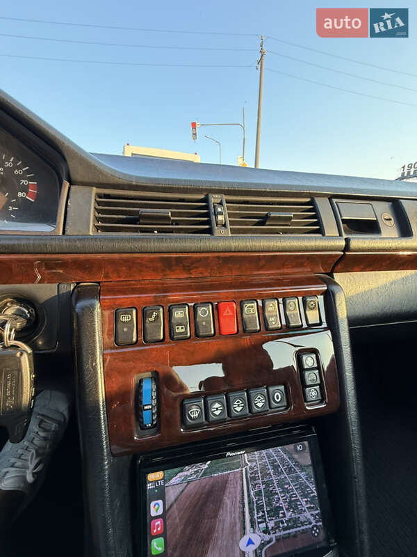 Купе Mercedes-Benz E-Class 1989 в Одесі