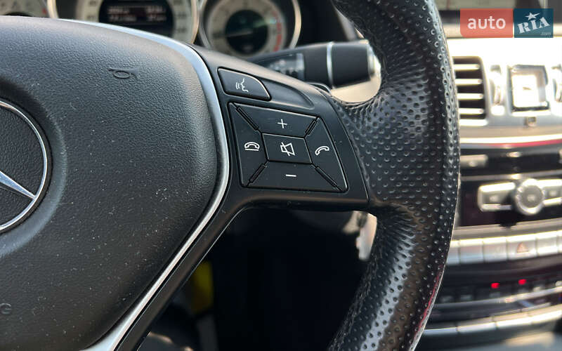 Седан Mercedes-Benz E-Class 2013 в Львове