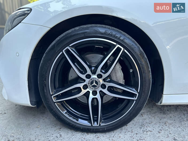 Седан Mercedes-Benz E-Class 2019 в Киеве