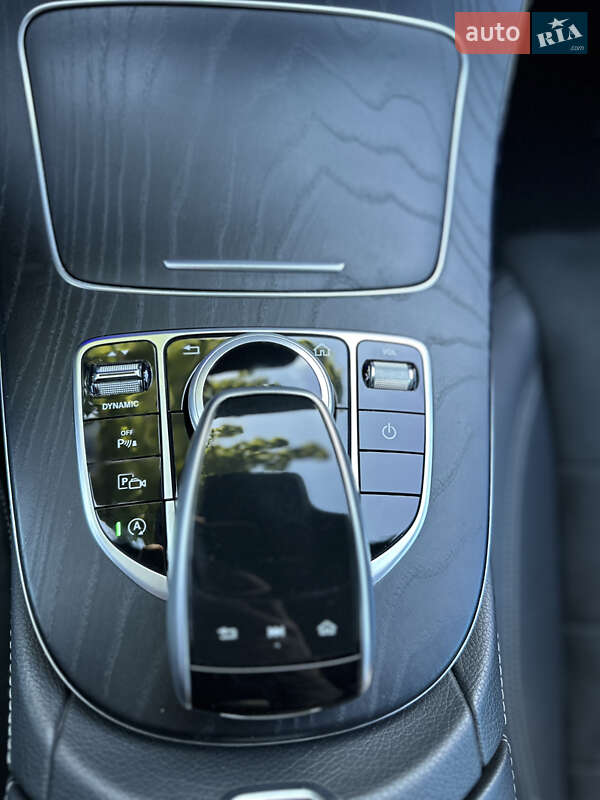 Седан Mercedes-Benz E-Class 2019 в Киеве