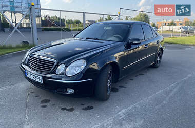 Седан Mercedes-Benz E-Class 2005 в Киеве