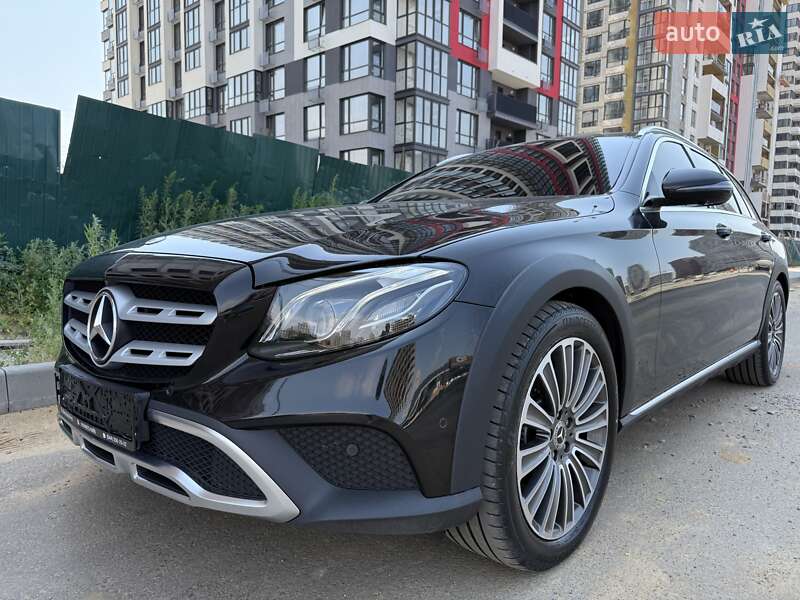 Универсал Mercedes-Benz E-Class 2018 в 