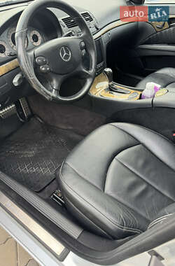 Седан Mercedes-Benz E-Class 2007 в 
