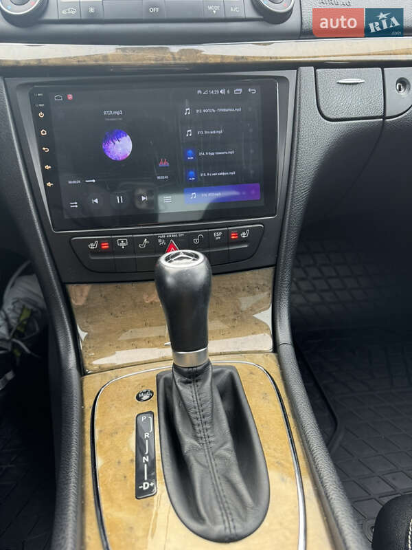 Седан Mercedes-Benz E-Class 2007 в Измаиле