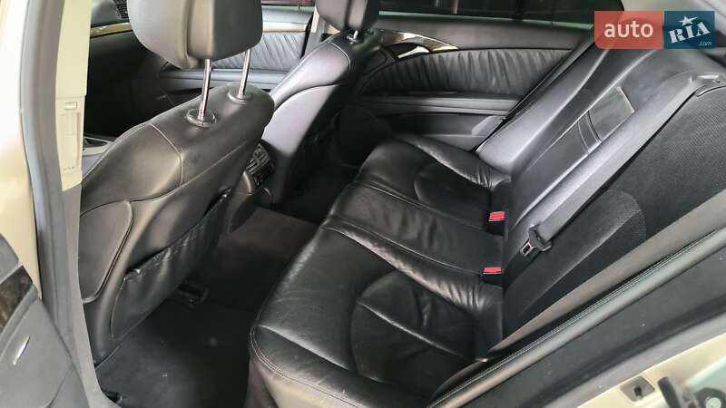 Седан Mercedes-Benz E-Class 2006 в Надворной