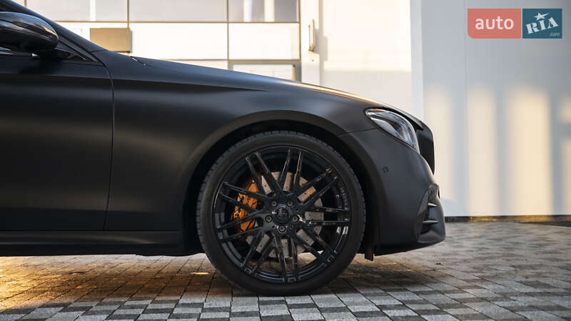 Седан Mercedes-Benz E-Class 2018 в Киеве