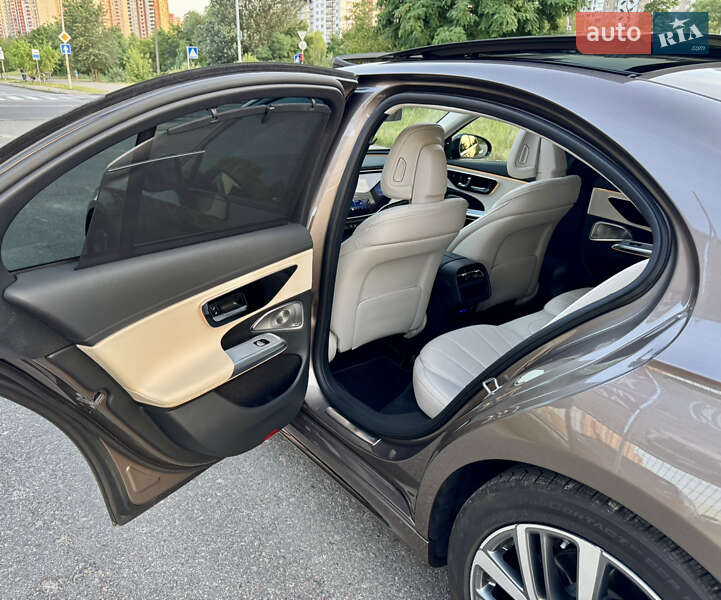 Седан Mercedes-Benz E-Class 2024 в Киеве