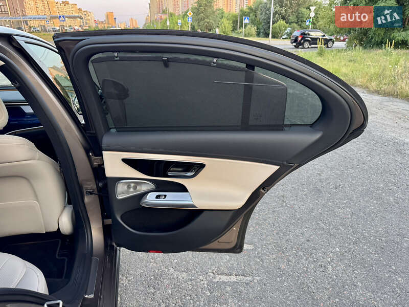 Седан Mercedes-Benz E-Class 2024 в Киеве