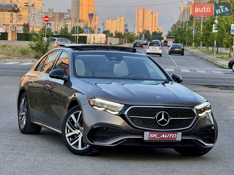 Седан Mercedes-Benz E-Class 2024 в Киеве