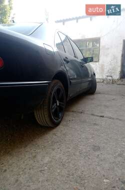 Седан Mercedes-Benz E-Class 1996 в 