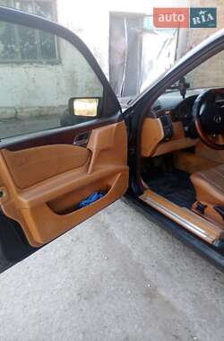 Седан Mercedes-Benz E-Class 1996 в 