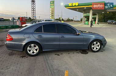 Седан Mercedes-Benz E-Class 2005 в 