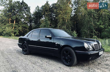 Седан Mercedes-Benz E-Class 1998 в 