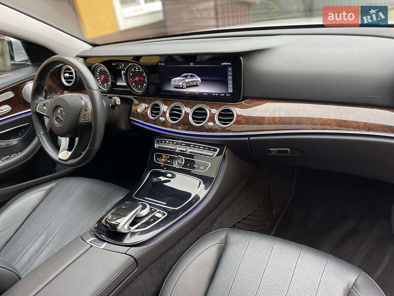 Седан Mercedes-Benz E-Class 2018 в Киеве