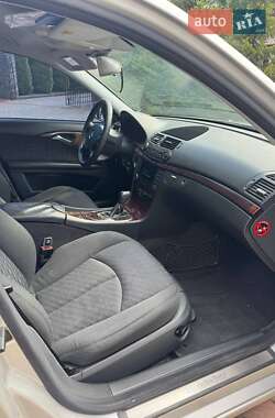 Седан Mercedes-Benz E-Class 2003 в 
