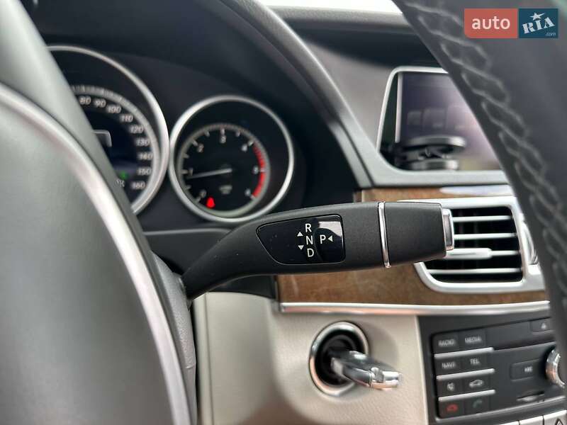 Седан Mercedes-Benz E-Class 2015 в Луцке