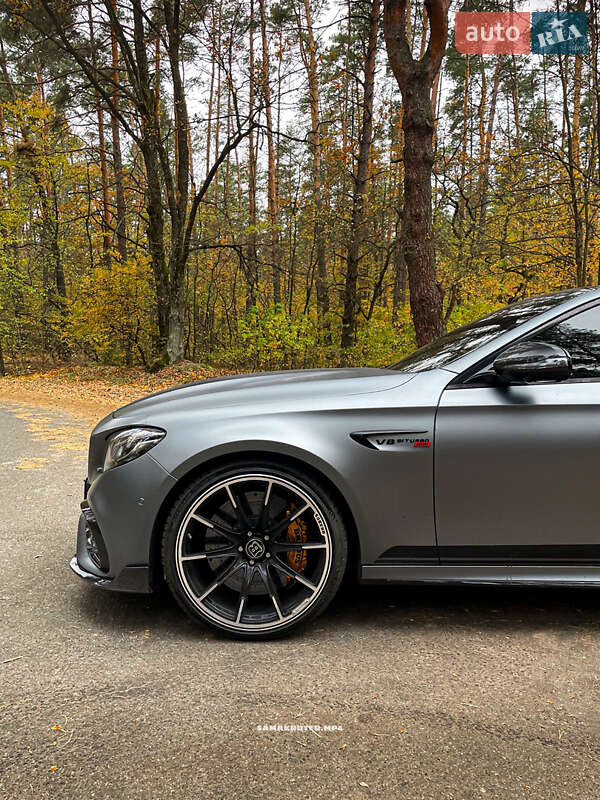 Седан Mercedes-Benz E-Class 2018 в Киеве