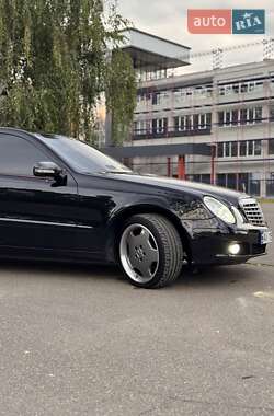 Седан Mercedes-Benz E-Class 2007 в 