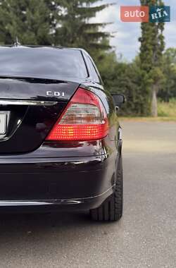Седан Mercedes-Benz E-Class 2007 в 