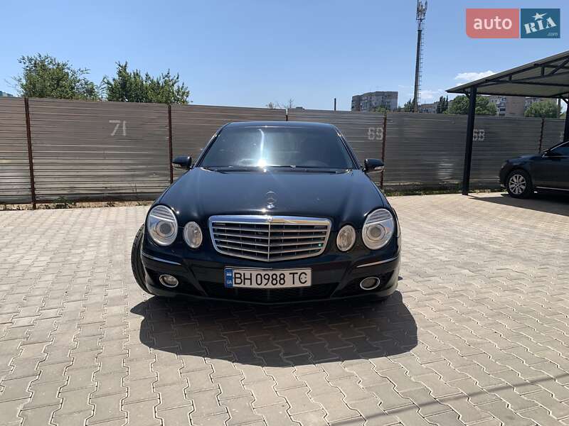 Седан Mercedes-Benz E-Class 2008 в Одессе