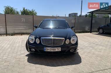 Седан Mercedes-Benz E-Class 2008 в 