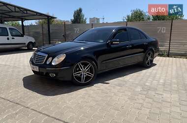 Седан Mercedes-Benz E-Class 2008 в 