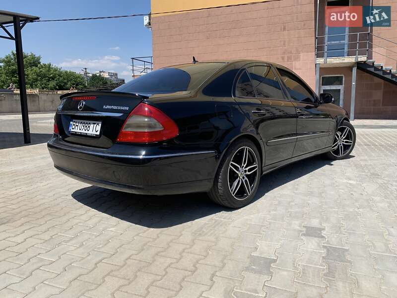 Седан Mercedes-Benz E-Class 2008 в Одессе
