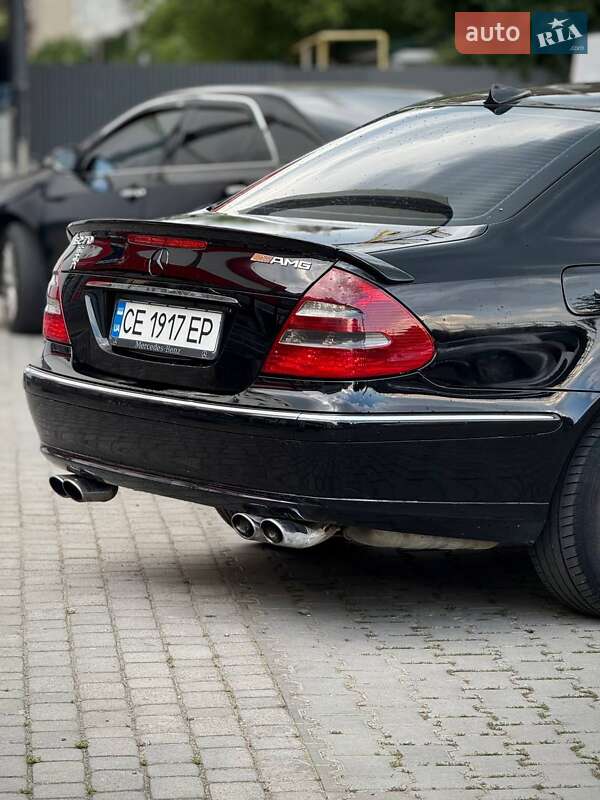 Седан Mercedes-Benz E-Class 2003 в Черновцах