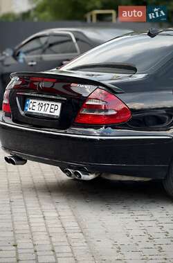 Седан Mercedes-Benz E-Class 2003 в 