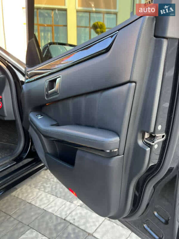 Седан Mercedes-Benz E-Class 2013 в Меденичах