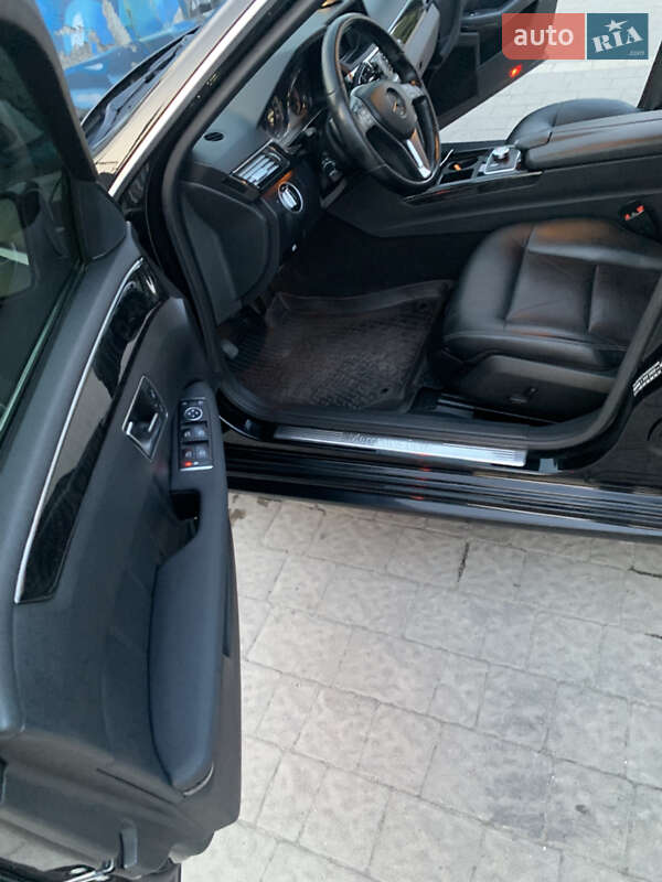 Седан Mercedes-Benz E-Class 2013 в Меденичах